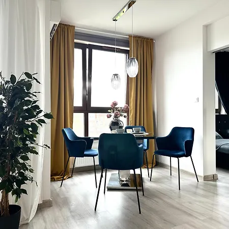 Podwale 2 31 - Self Check-in 20h - Parking & Lift * Vratislav